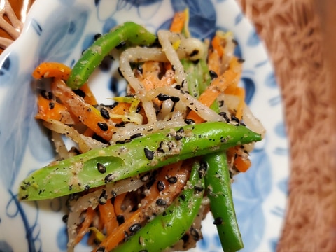 インゲンともやしの胡麻よごし